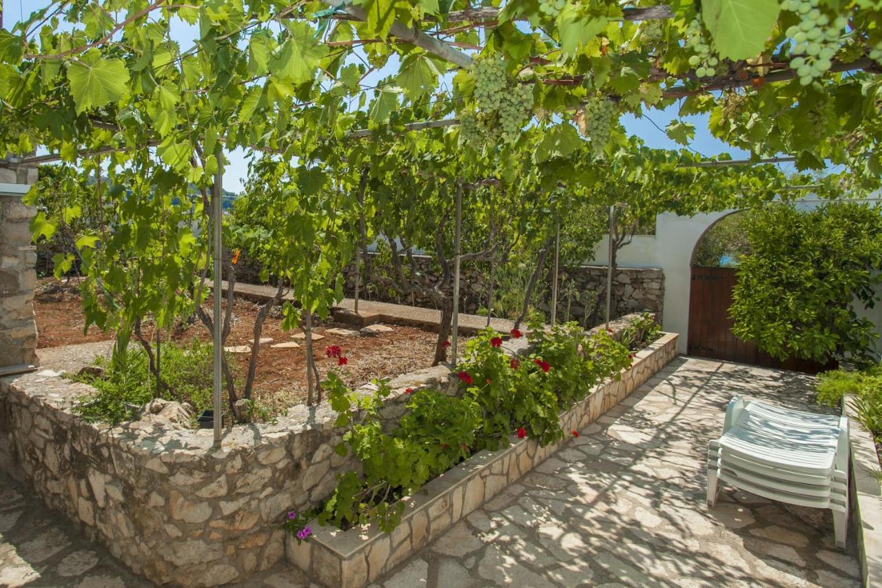 Holiday Home Neda Vela Luka Esterno foto